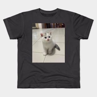 The little cute white cats Kids T-Shirt